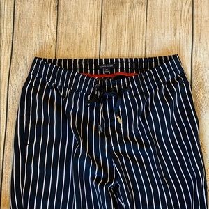 Tommy Hilfiger women’s small pull on pants